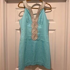 Excellent condition Lilly Pulitzer shift.